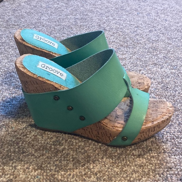 Like new, cork wedges - Picture 3 of 6